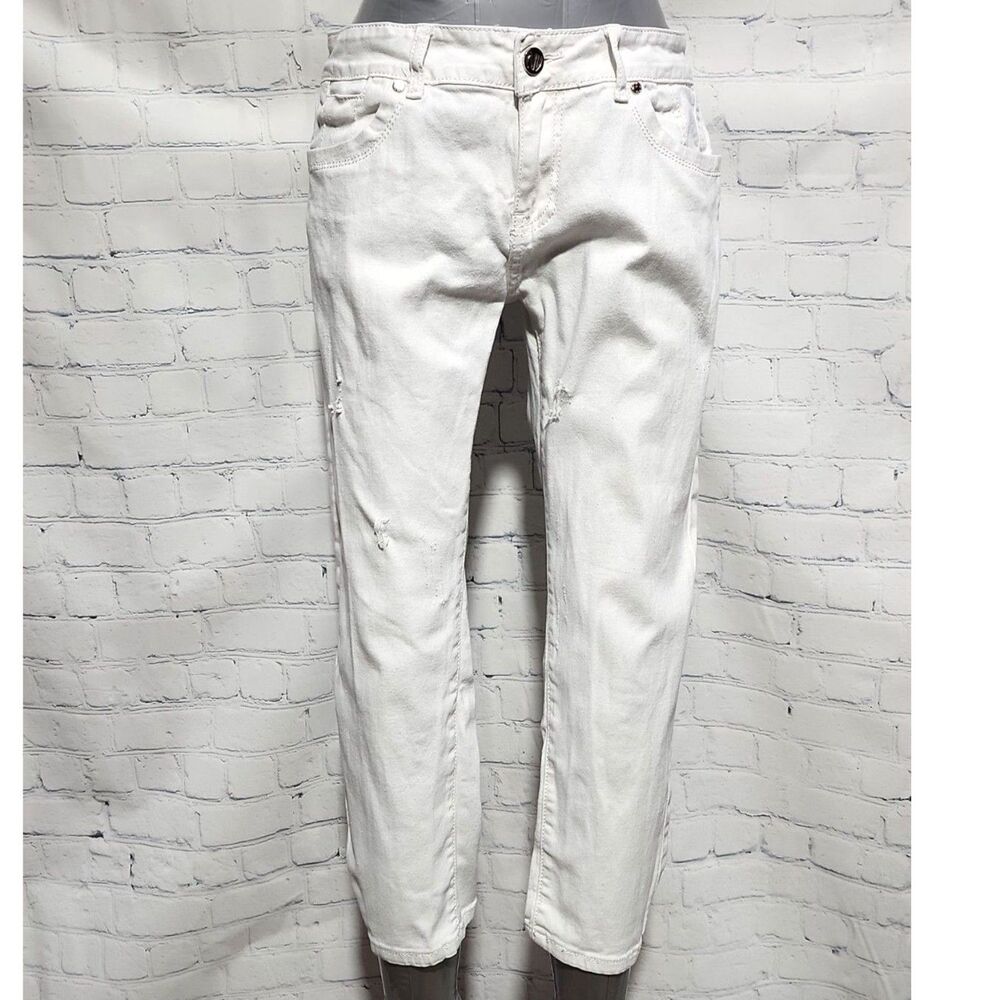 NV White Distressed Capri Jeans Size 11
